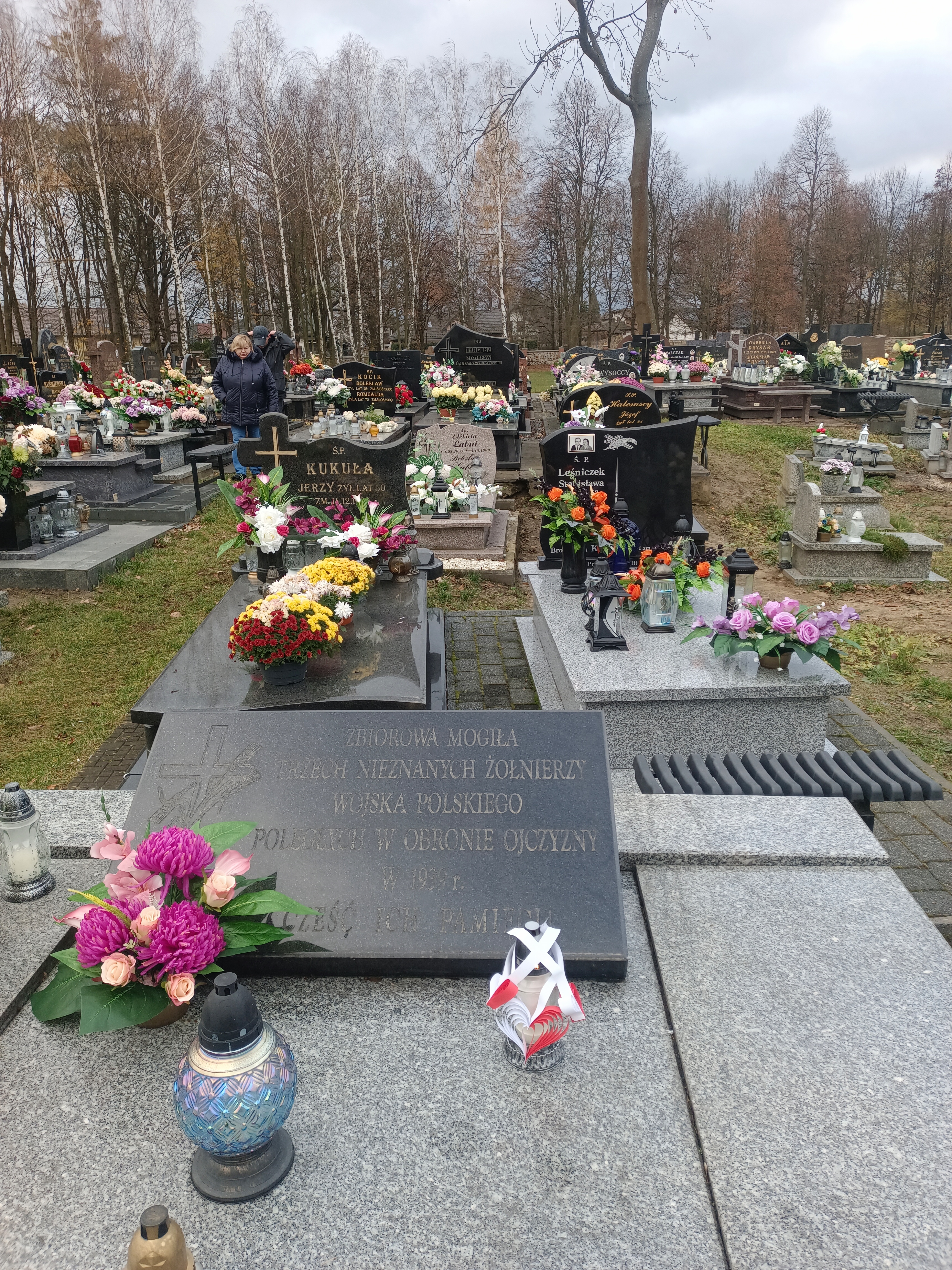 Mogiła Trzech Nieznanych Żołnierzy