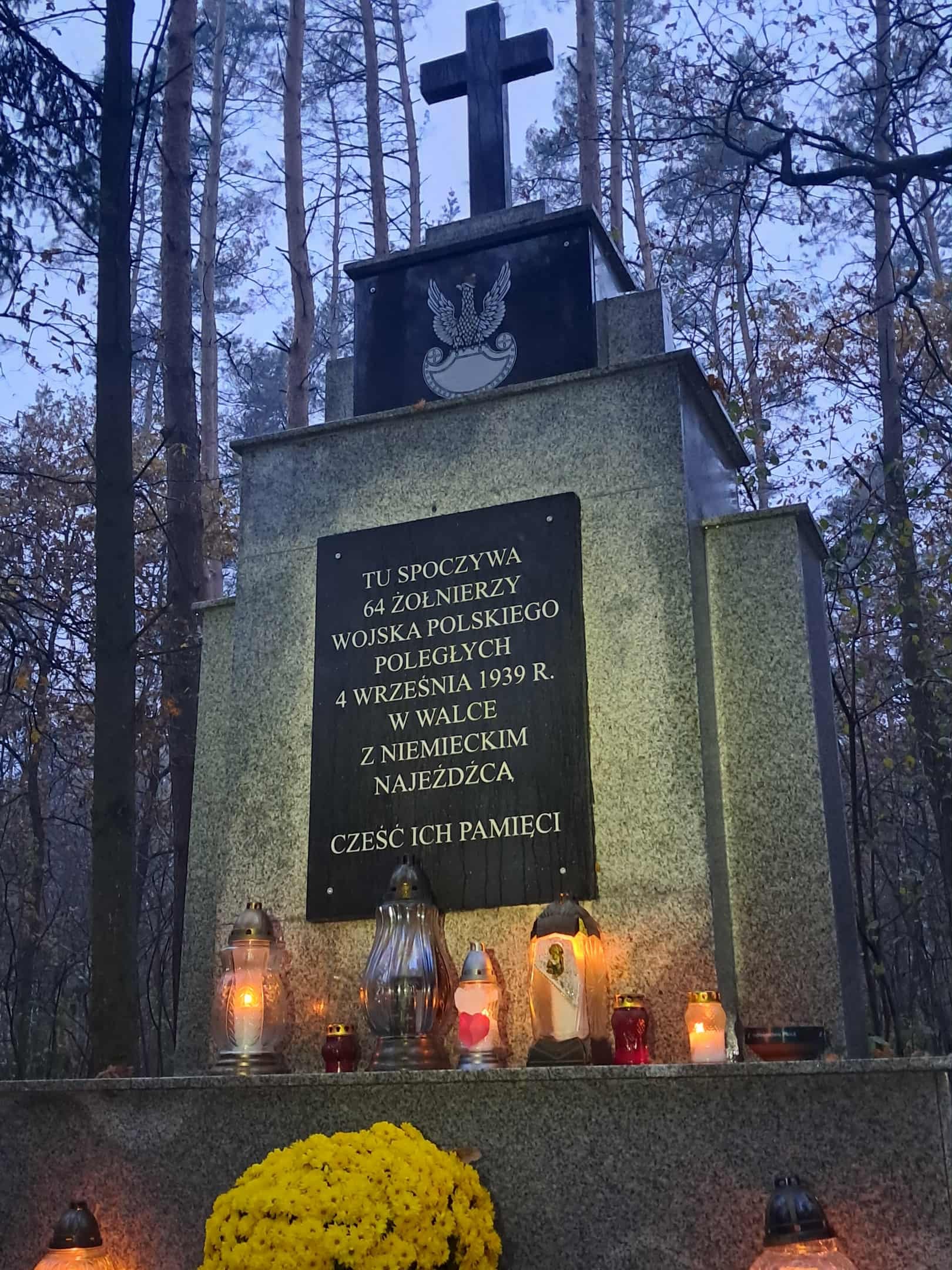 Mogiła żołnierzy z 1939 roku - Kozłowo (pow. płocki)